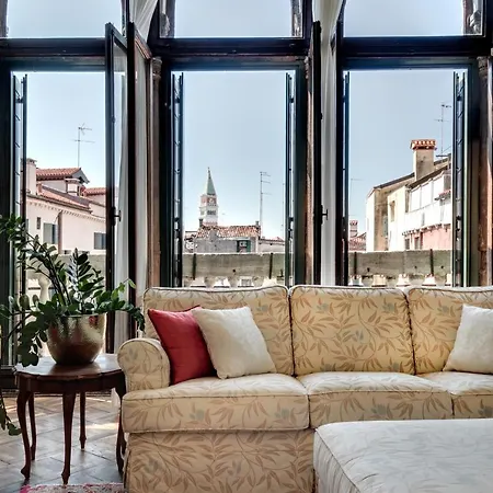 Ca' Patrizia Noble Floor Apartment Venice