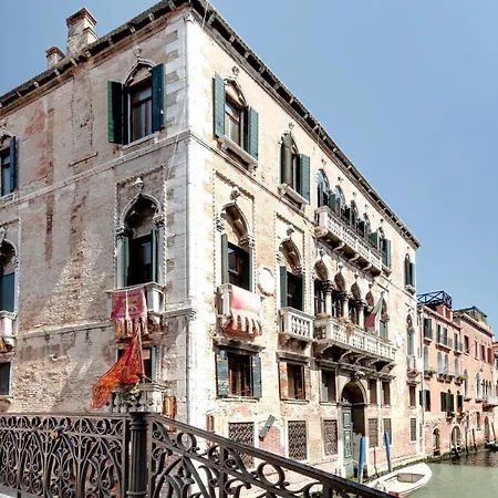 Ca' Patrizia Noble Floor Apartment Venedig